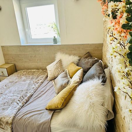 Bulle De Charme Avec Vue Apartment Перпинян Екстериор снимка